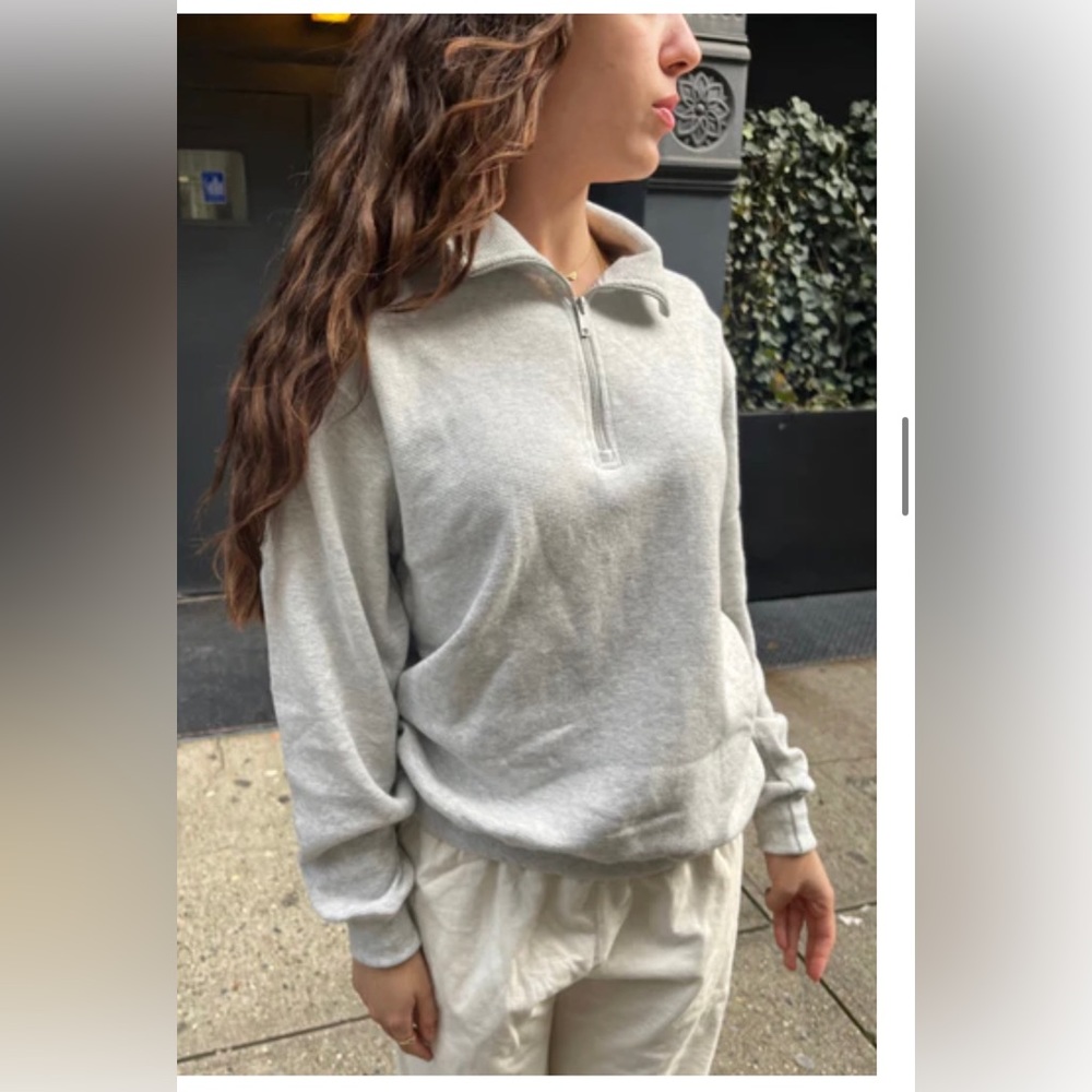 Brandy Melville Missy Thermal Pullover